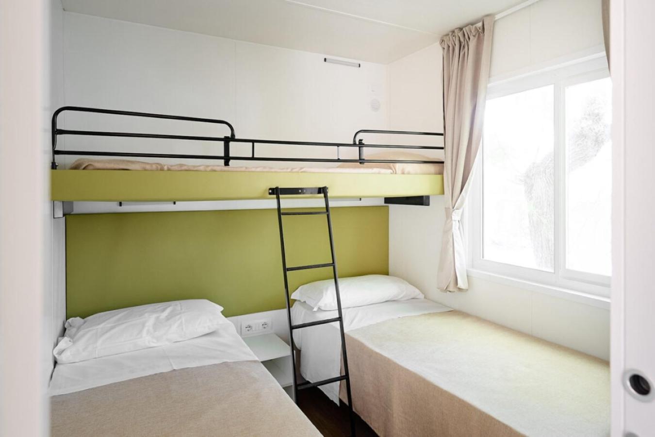 Torre Rinalda Beach Camping & Resort Lecce Bilik gambar